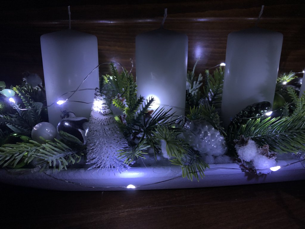 Vánoční adventní věnce na stůl